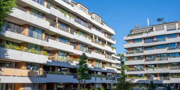 Compraventa de Inmuebles en Torrejón de Ardoz · Pisos con Zona Comunitaria