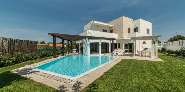 Inversores, Intermediarios, Agentes y Brokers Inmobiliarios en Torrejón de Ardoz · Villas